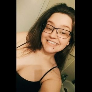 Meet your Posher, Desaray